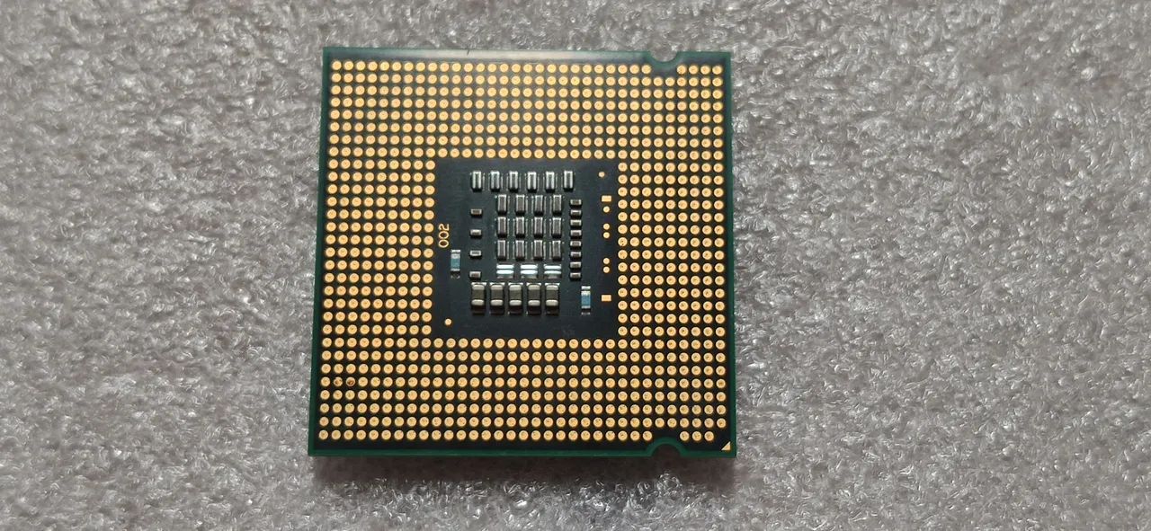 Processador para computador 775  Core2Duo E8400 3.0GHz - Foto 2