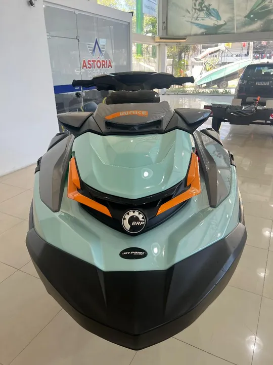 JET SKI SEA DOO WAKE 230 PRÓ 2023, Casco ST-3, Som Premium, Painel TFT, Troco/Parcelo 36x