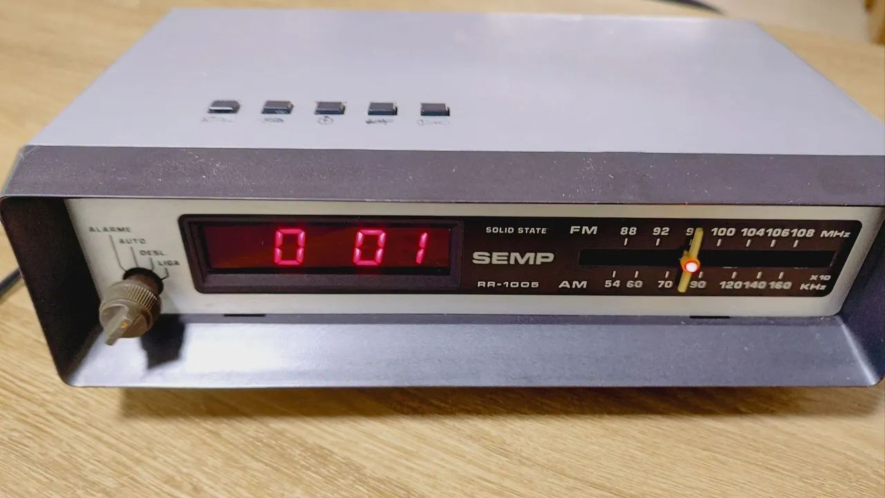 Rádio relógio Semp Toshiba  - Foto 4