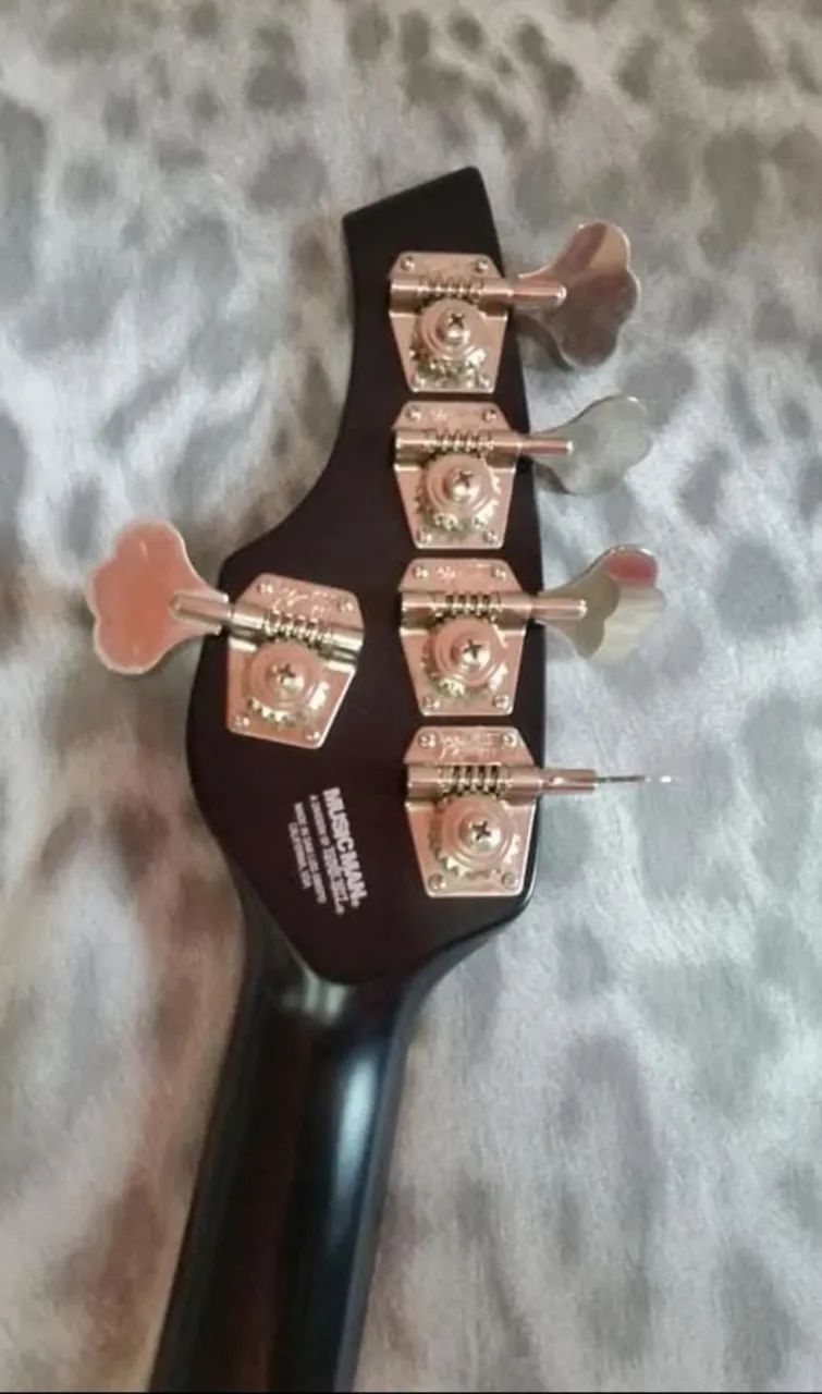 CONTRABAIXO MUSICMAN BONGO 5 CORDAS + CASE ORIGINAL - Foto 4