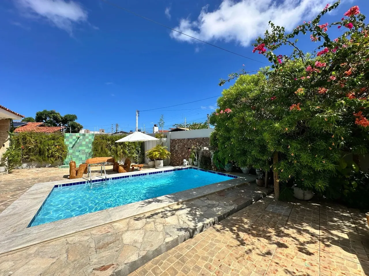 Belíssima casa na Barra de São Miguel IA