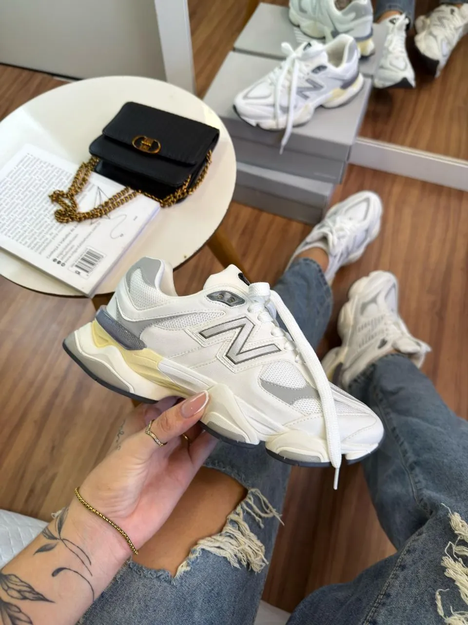 Tenis Casual Moderno New Balance Com Plataforma Confortável