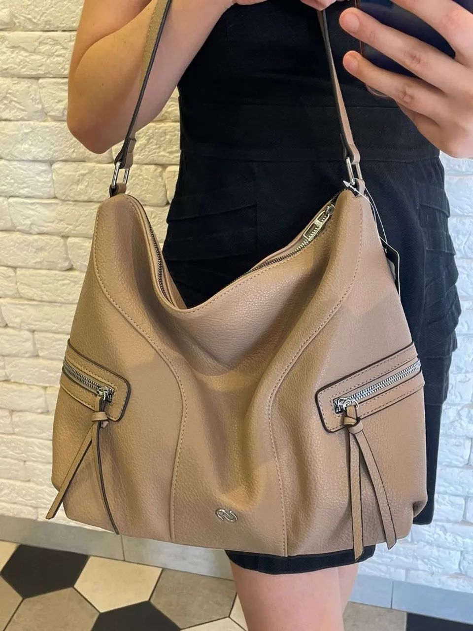 *Sacolas e bolsas feminina luxuosas* - Foto 2