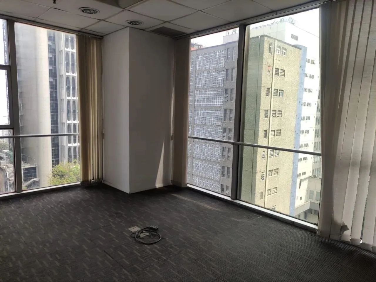 Laje comercial para venda ou locação na Avenida Paulista com 335m² e 8 vagas - Foto 5