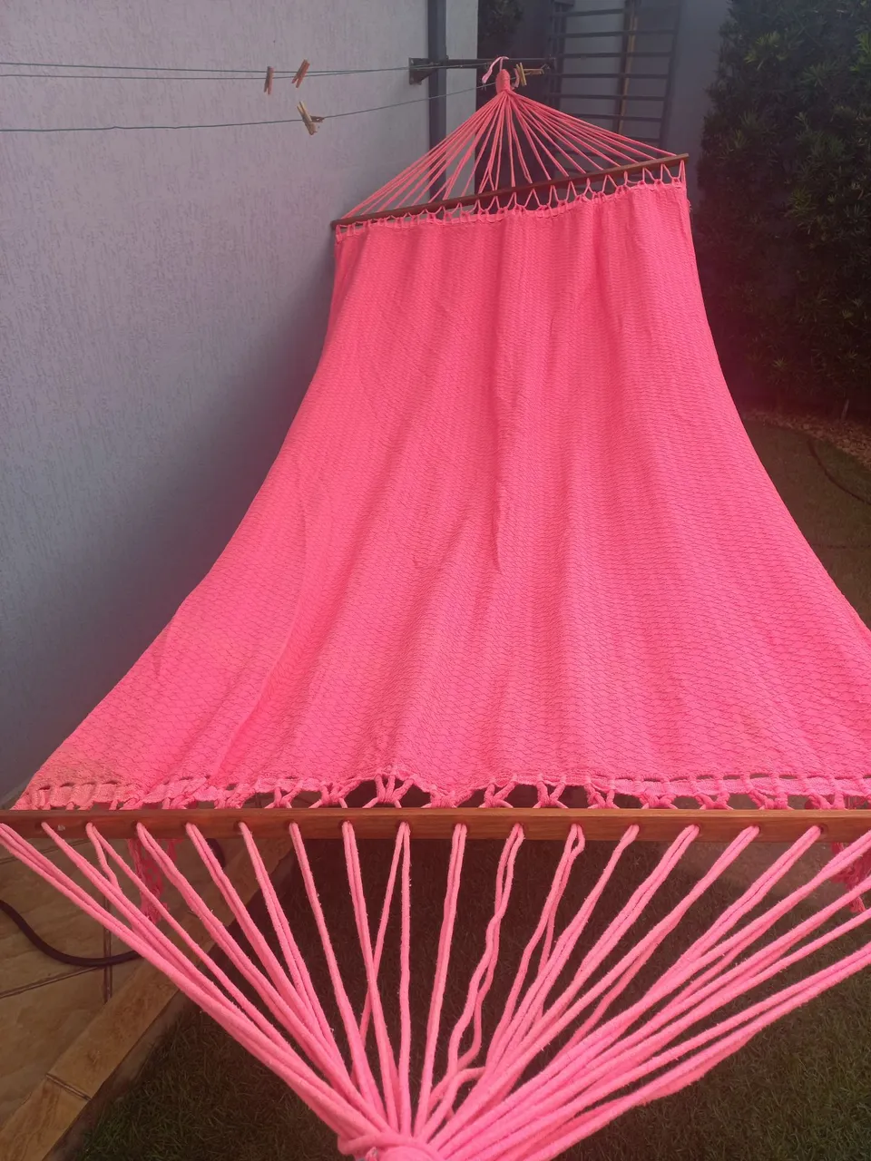 Rede de Descanso Rosa Vibrante - Conforto e Estilo!