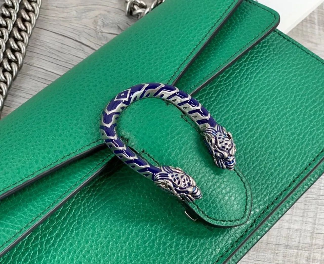 Bolsa Gucci GG Marmont matelassê - Foto 5