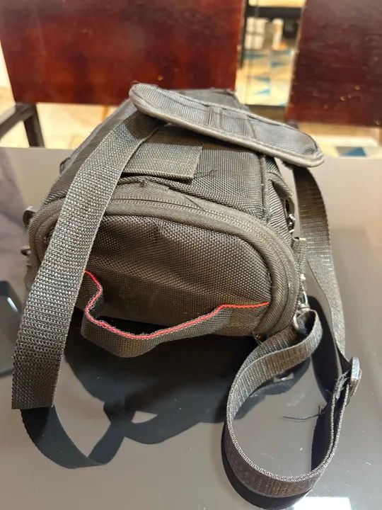 Câmera Canon EOS Rebel T6i com Lente 18-55mm + Lente 75-300mm - Foto 4