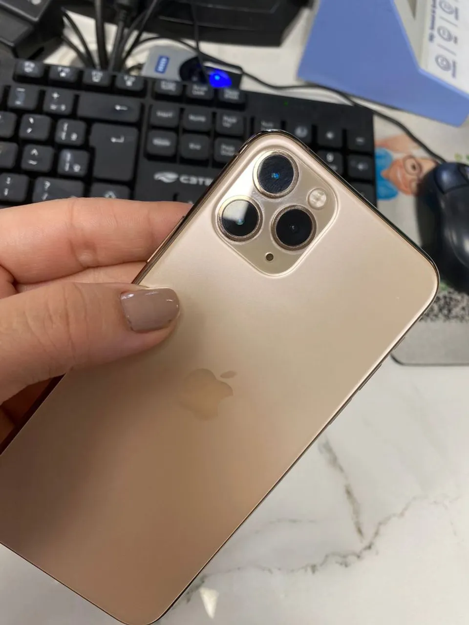 iPhone 11 Pro - Dourado