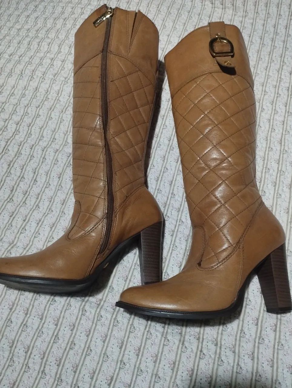 Botas Carmen Steffens de cano alto marrom - Foto 5