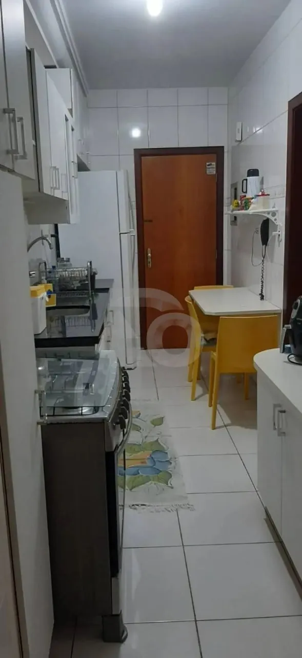 Apartamento no Condomínio Atlanta com 3 Quartos e 2 Banheiros.