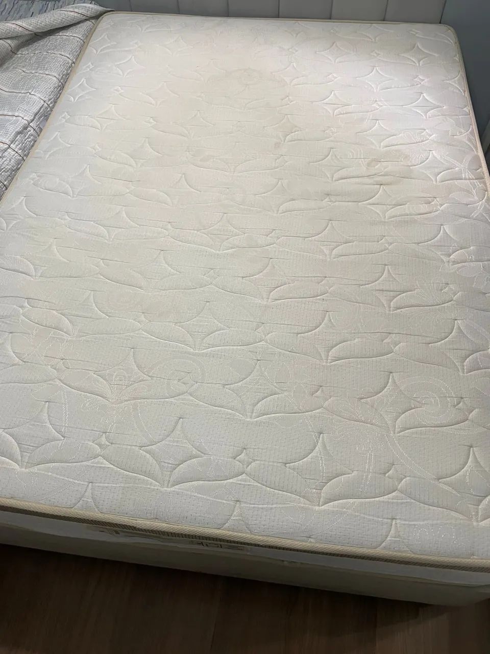 Cama Box de Casal - Mola Ensacada | Perfeito Estado - Foto 2