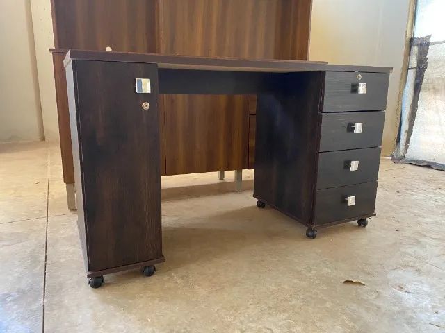 Escrivaninha de Escritório64169912342914120