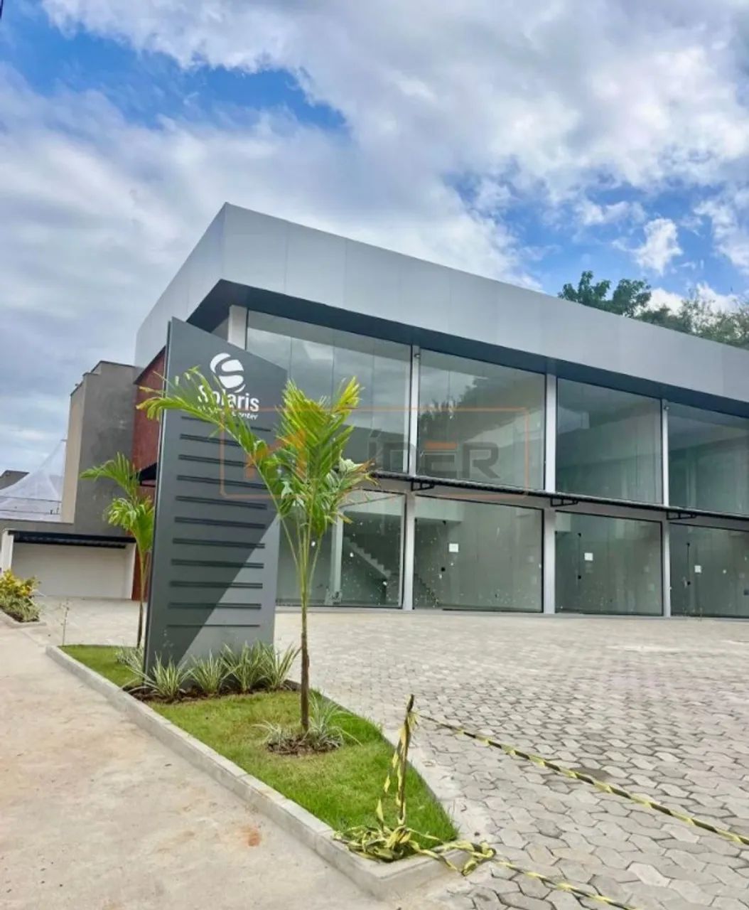 Centro Comercial exclusivo para Área da Saúde no Bairro Lacê