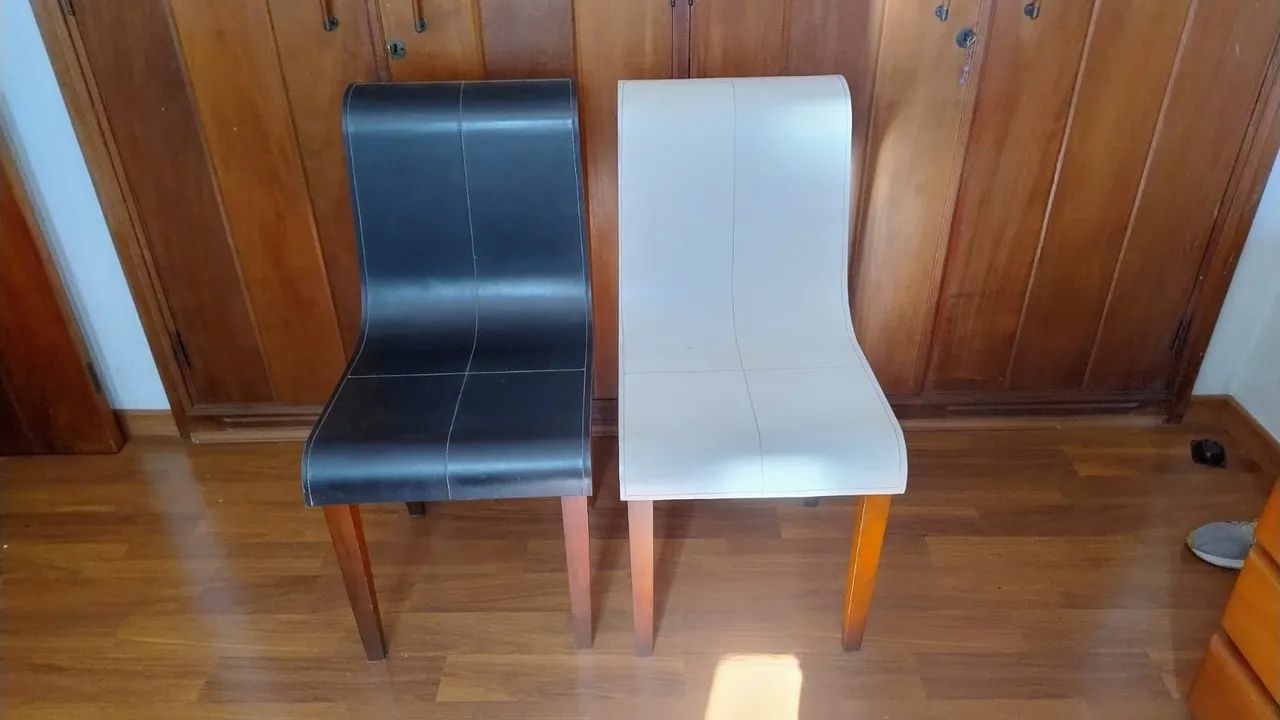Cadeira branca Artzzi de couro duro  - Foto 3