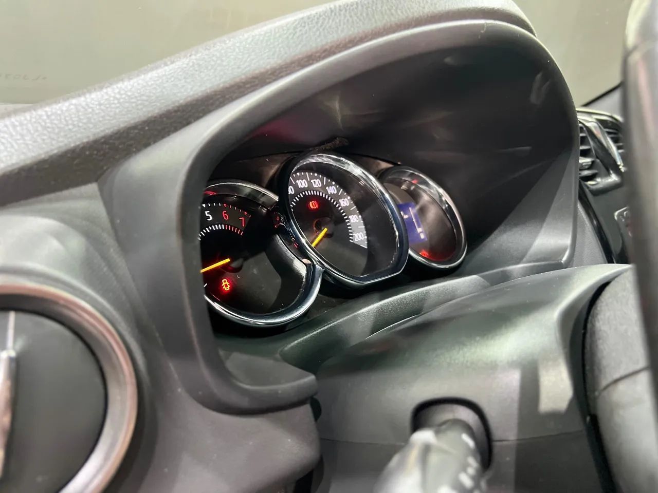 SANDERO STEPWAY 2020 ICONIC - Foto 5