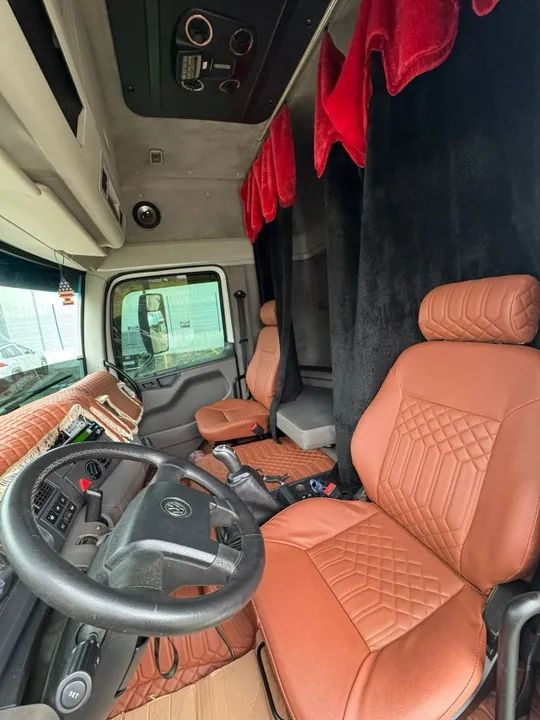 VW TRACTOR 6x2 25-420 ADVANTECH 2015 - Foto 5