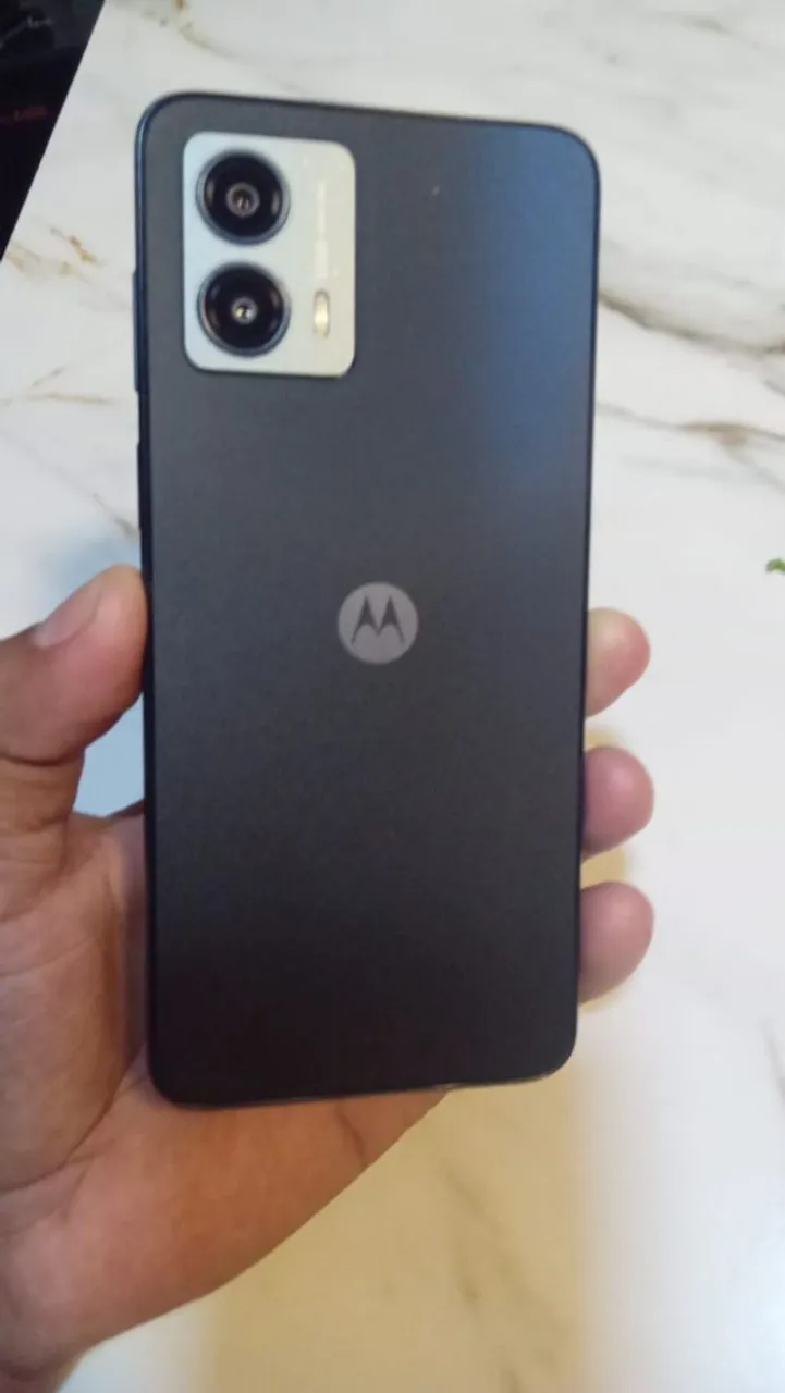 Motorola G54