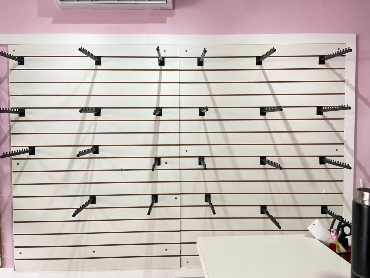 suporte para painel, ideal para lingerie e roupas 