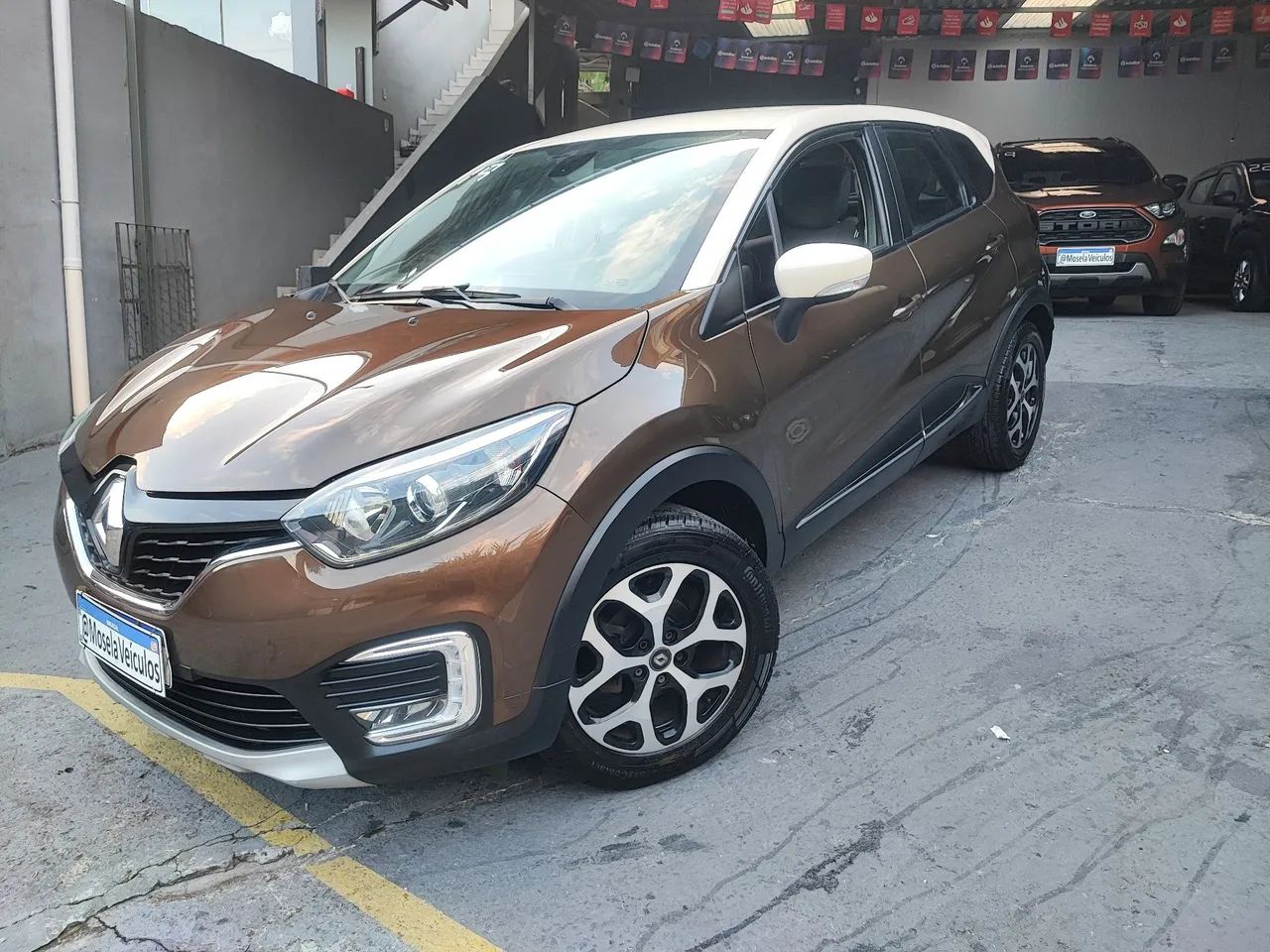 Renault Captur 1.6 Intense 2019 - Foto 2
