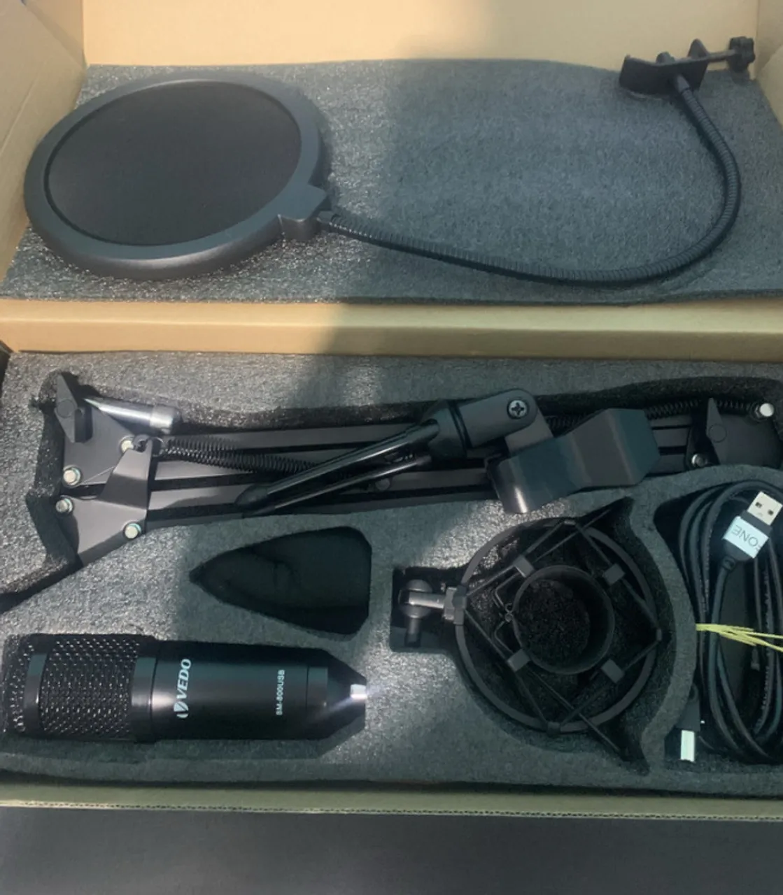 Microfone VEDO VD800: Qualidade Profissional
