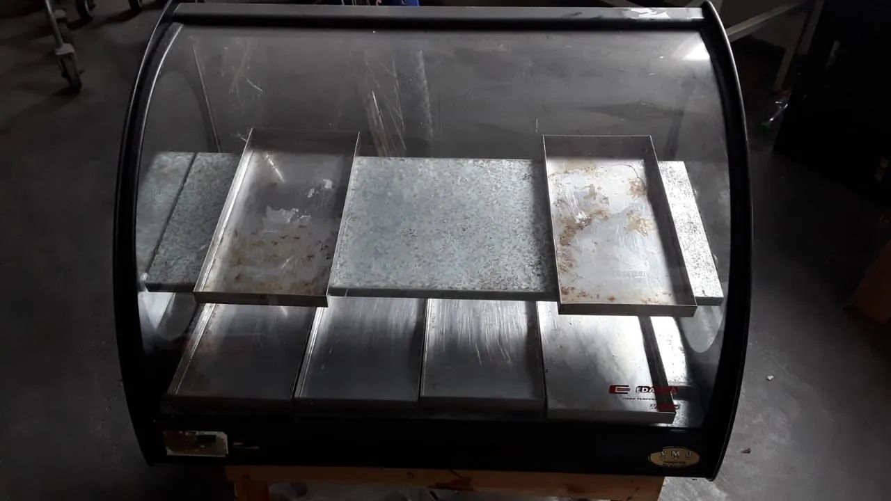 Estufa/vitrine/expositora para salgados