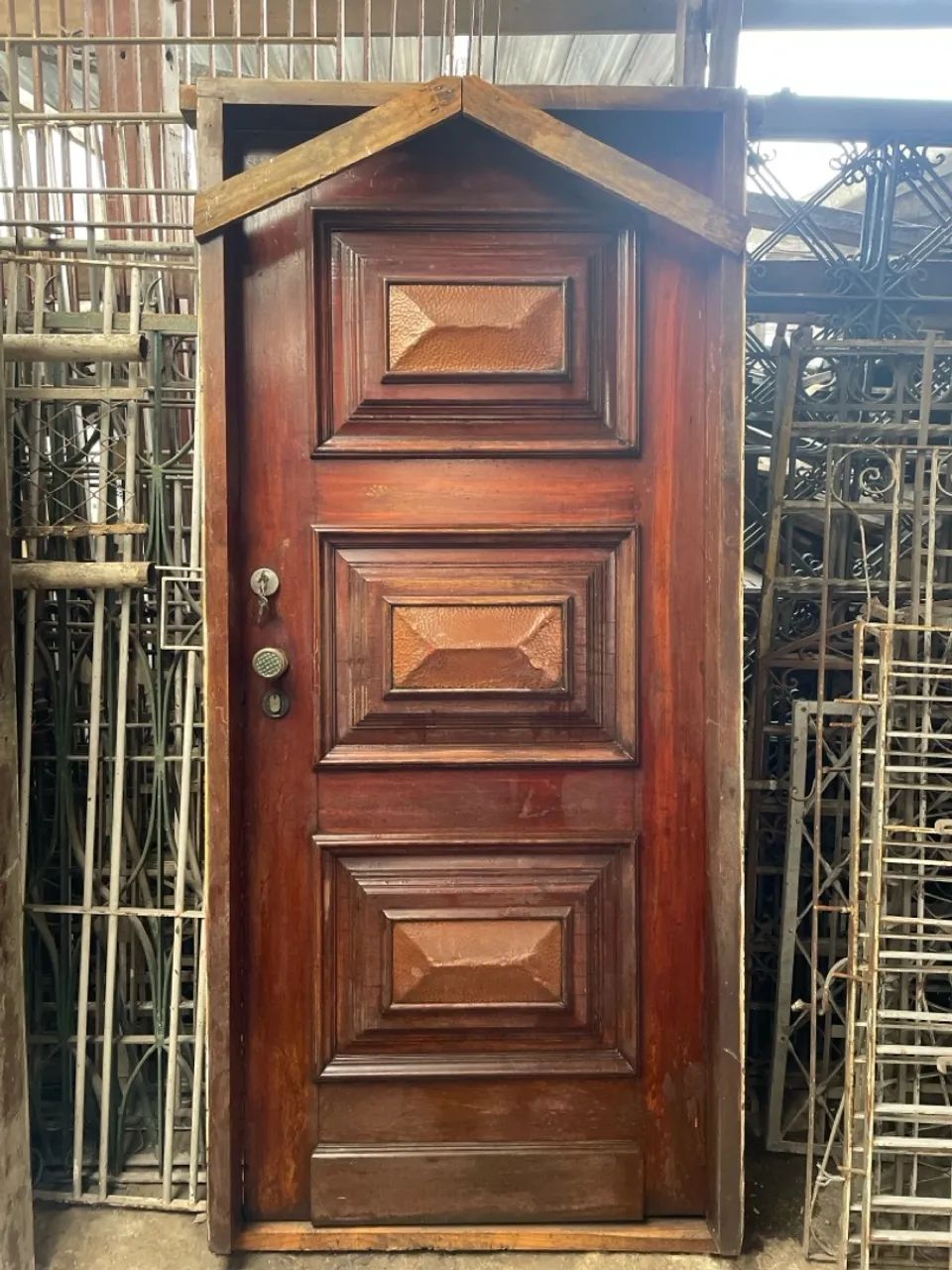 Porta de Madeira Maciça Blindada - 1,00 x 2,15 