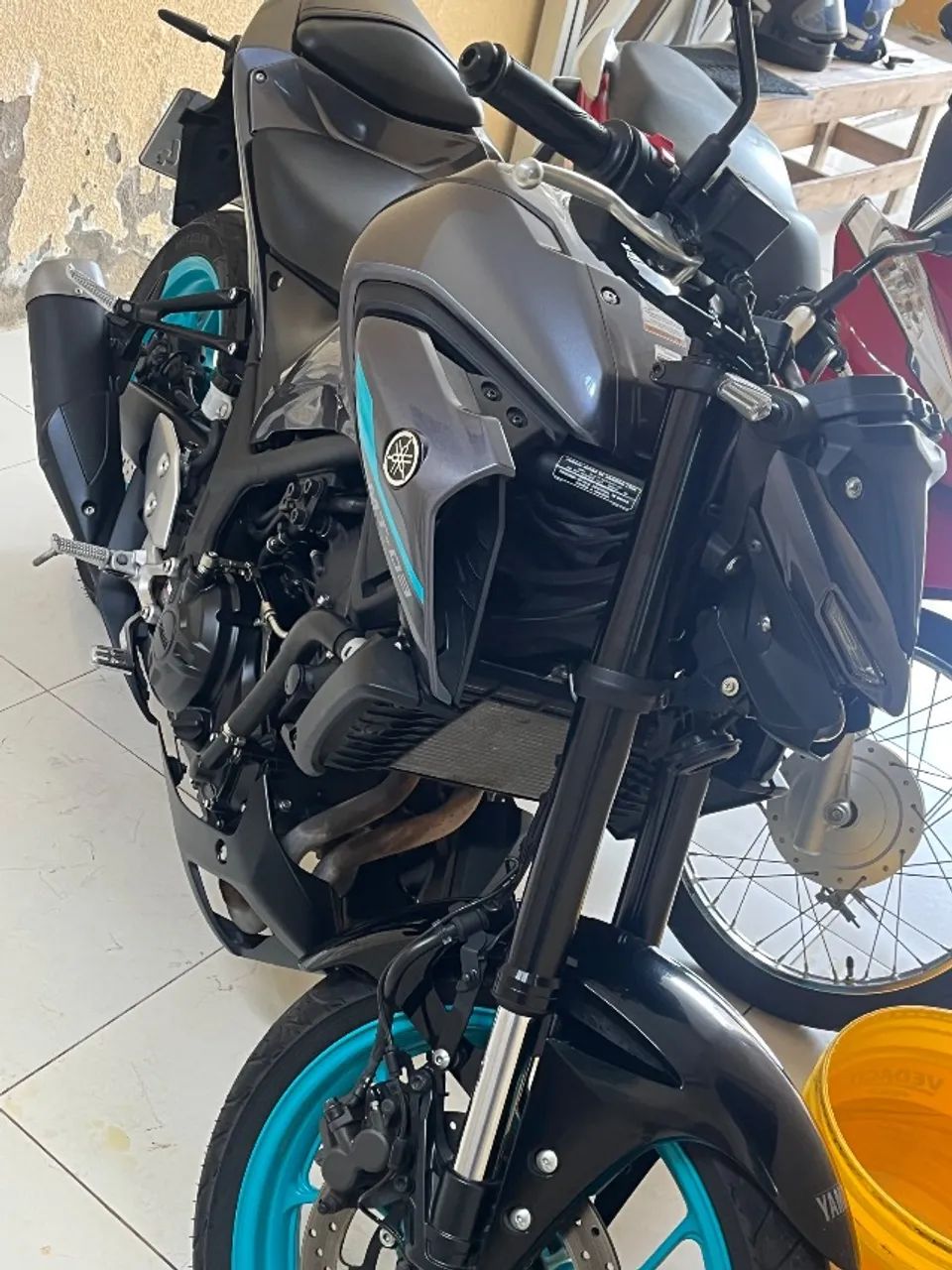 Diferencia pouco da moto zero km 