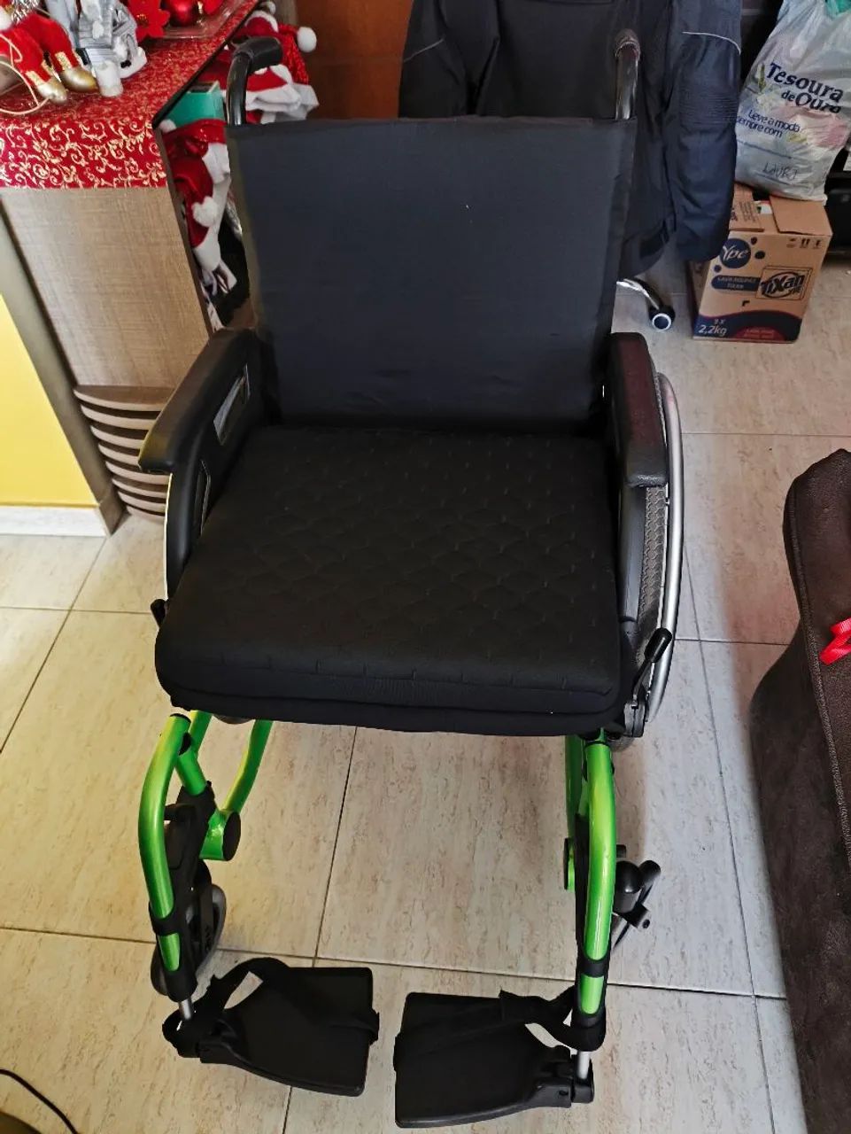 Vendo Cadeira de Rodas - Ortobras - Foto 2