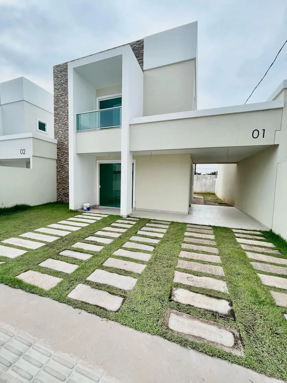 Vendo Casa em Condomínio Alto Padrão no Araçagy, 200m², 03 Suítes, Próximo a Praia.