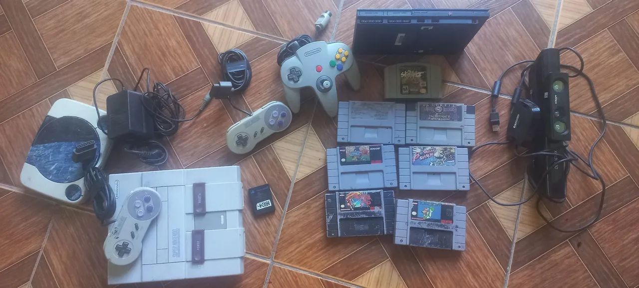 Acessórios de Vídeo Game - Diversos.