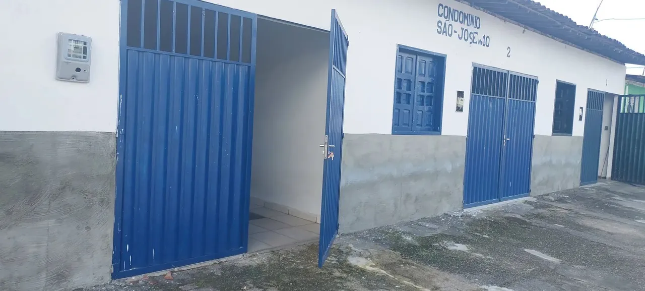 Imóvel para aluguel possui 100 metros quadrados com 3 quartos em Santa Lúcia - Maceió - AL