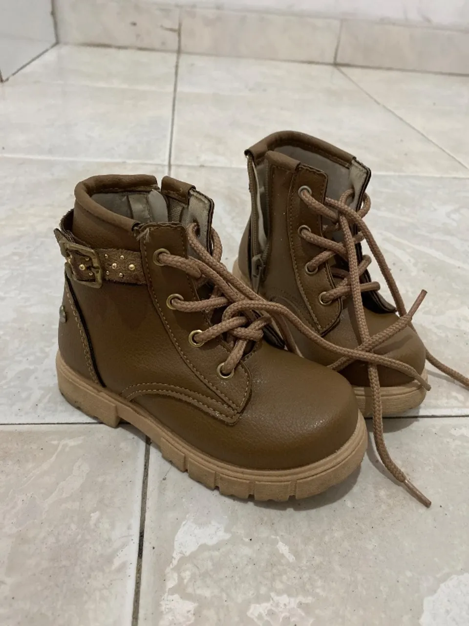 Bota infantil