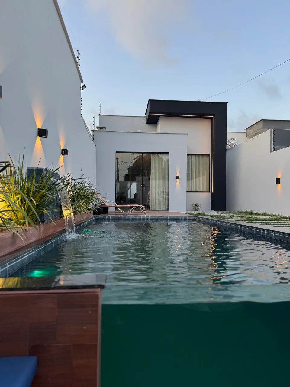 ? ALUGA-SE POR TEMPORADA - Casa com Piscina no Araçagy - Foto 2