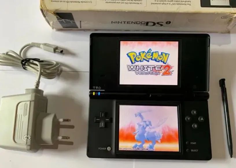 Nintendo Dsi preto desbloqueado com caixa - Foto 2