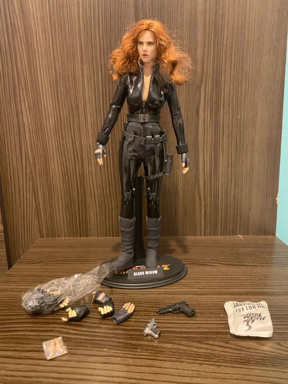 Action Figure Black Widow Hot Toys - Foto 5