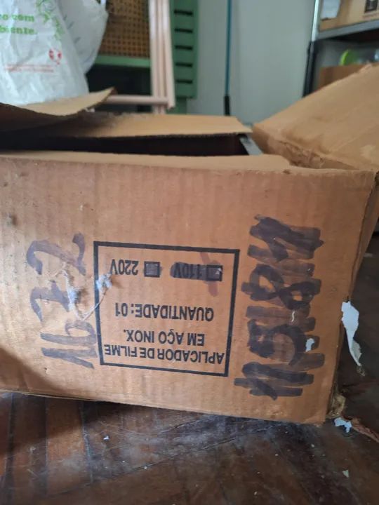 Maquina em aço inox para embalar 220v NOVA  - Foto 4