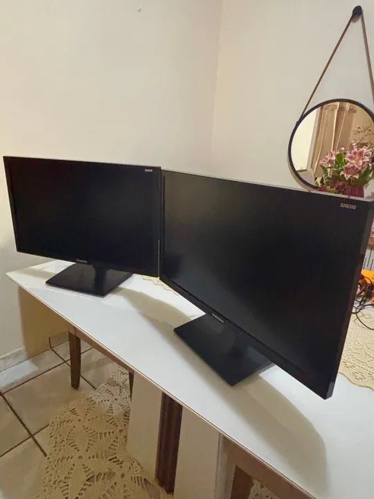 Um Monitor Samsung 24 polegadas - Foto 2