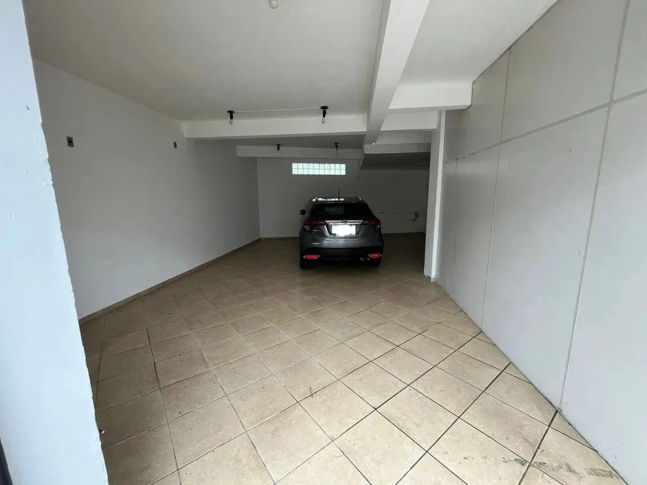 ALUGA-SE SALA TÉRREA COMERCIAL - Agronômica - Florianópolis - SC - Foto 3