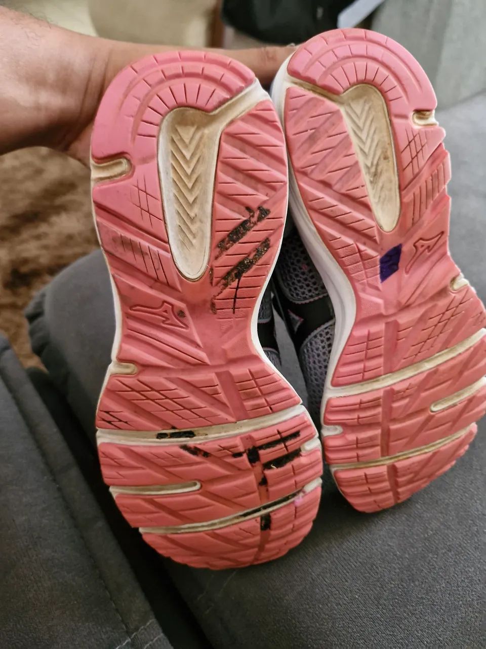 Tênis Mizuno Cinza N°35 - Foto 4