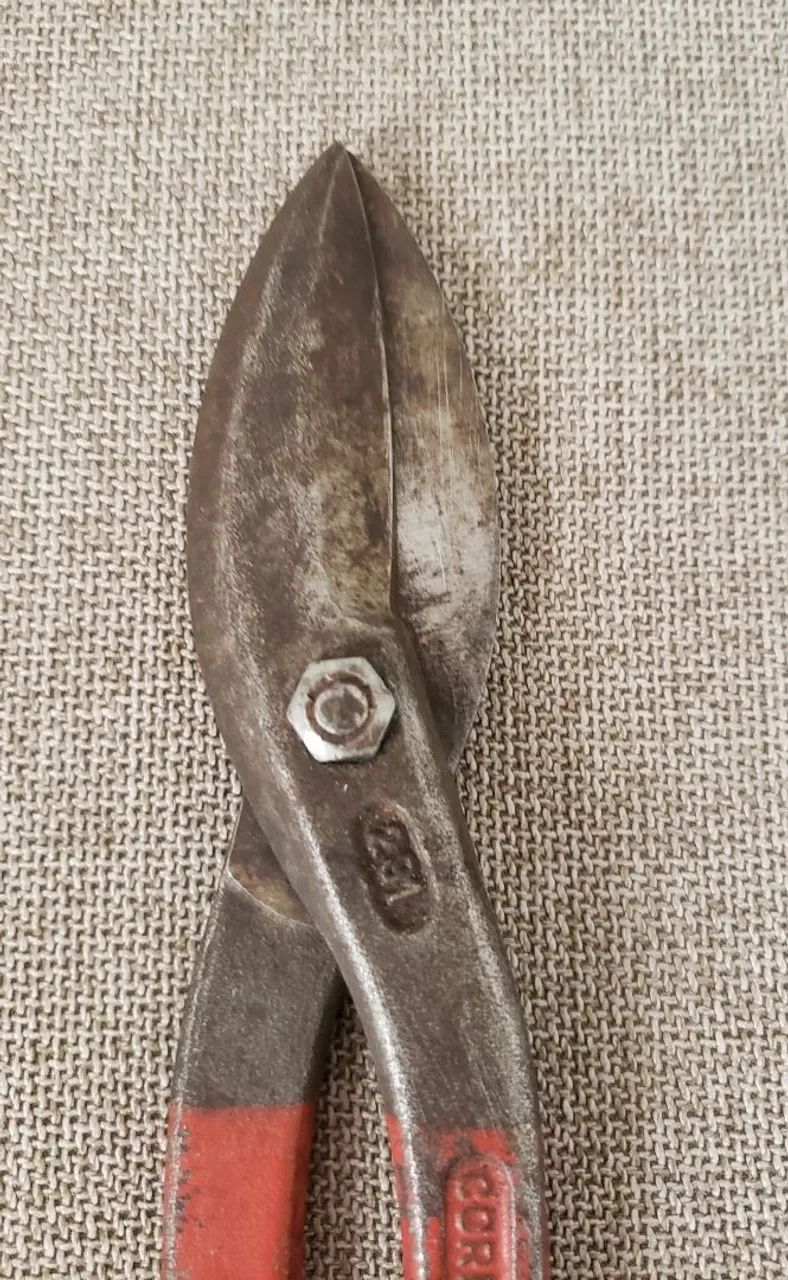 TESOURA ANTIGA DE CORTE - CORNETA - Foto 2