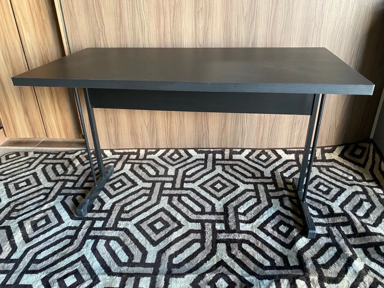Mesa de Escritório Preta  reta 120x60  7 tons de amadeirado disponíveis  - Foto 2