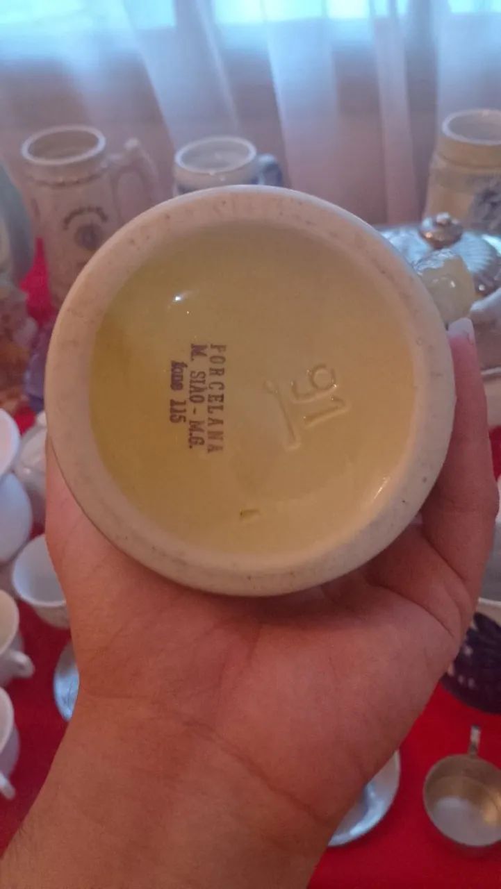 Caneca de porcelana Monte Sião do festival da cerveja de 1974 - Foto 2