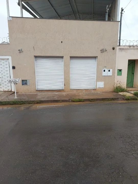 Aluga-se ponto comercial no Santa Laura 