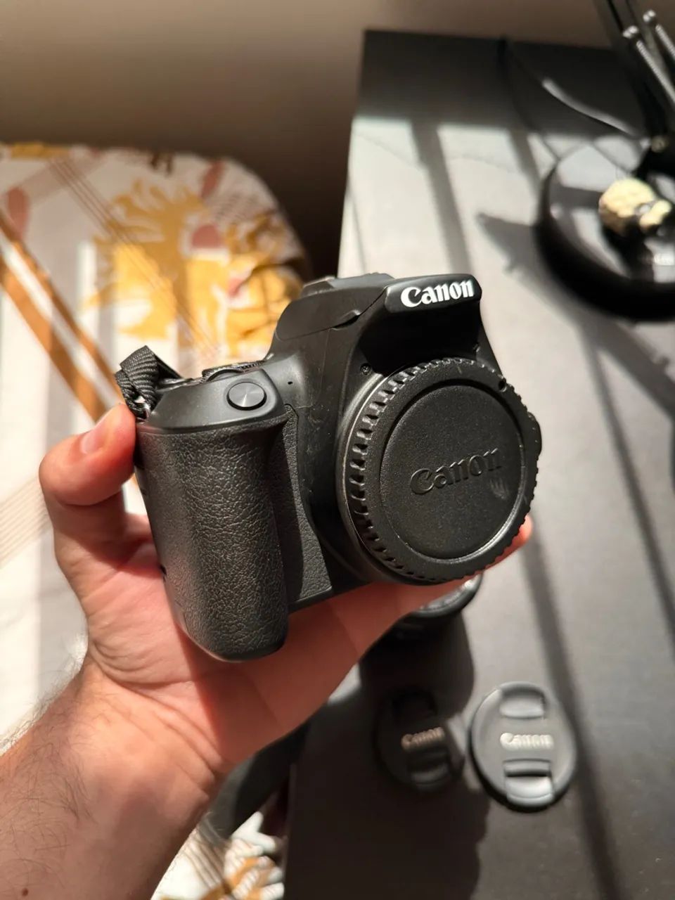 Canon SL3 + Lente 18-55mm + Lente 50mm - Foto 3