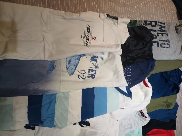 Conjunto 27 Camisas Uso diverso Comprimento 55cm Gap, Hering e mais - Foto 2