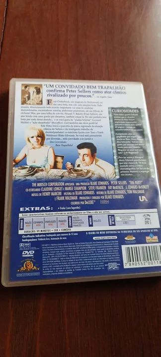 Um Convidado Bem Trapalhão - Peter Sellers - DVD - Foto 2