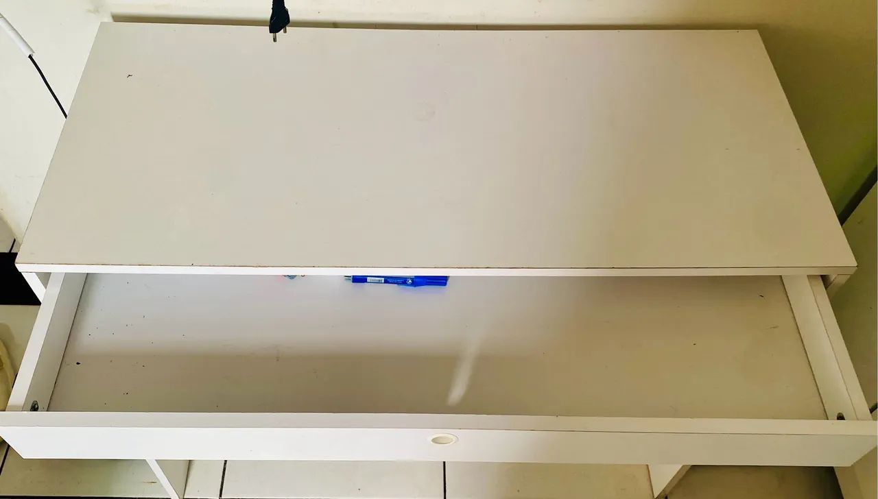 Escrivaninha  - Foto 2