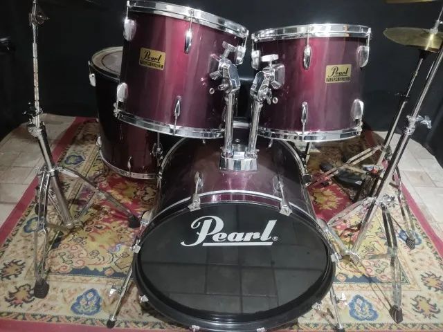 Bateria Pearl Forum Series (Shell Pack) vinho - Instrumentos