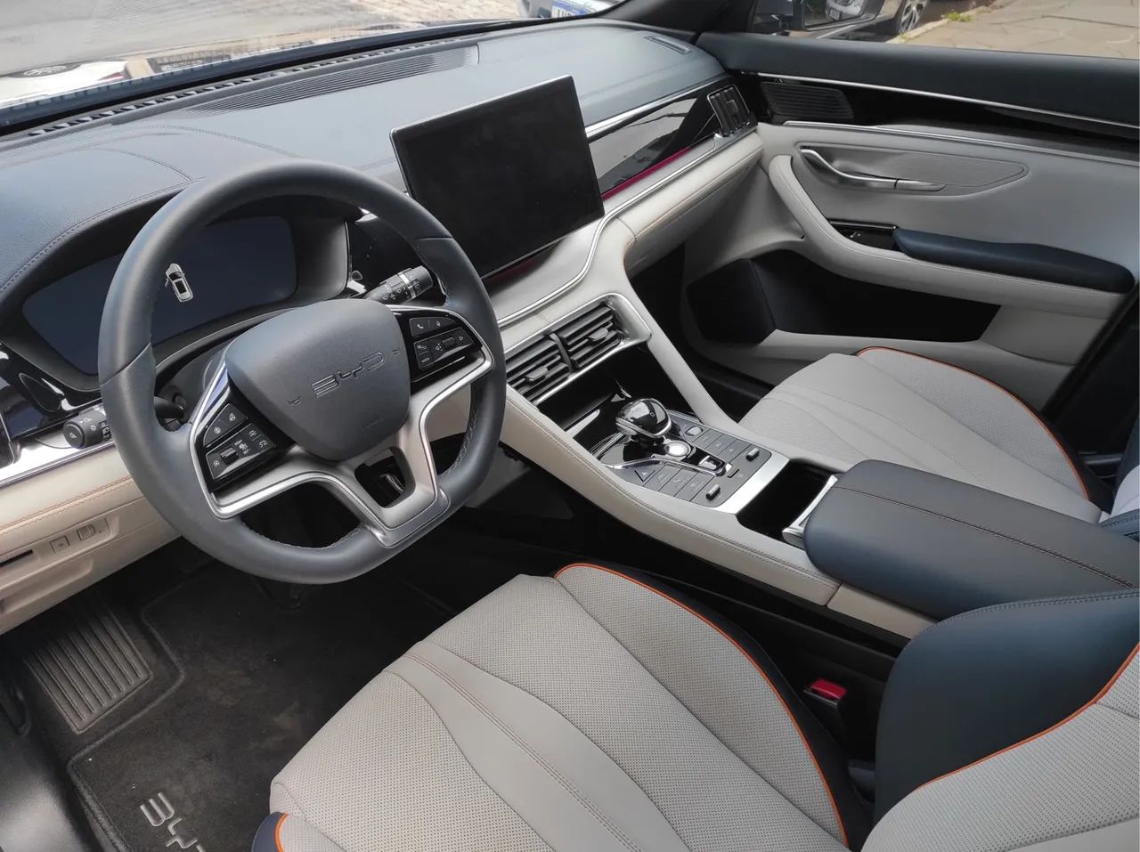 Song plus híbrido 2024 único dono 18 mil km versão top = zero  - Foto 11