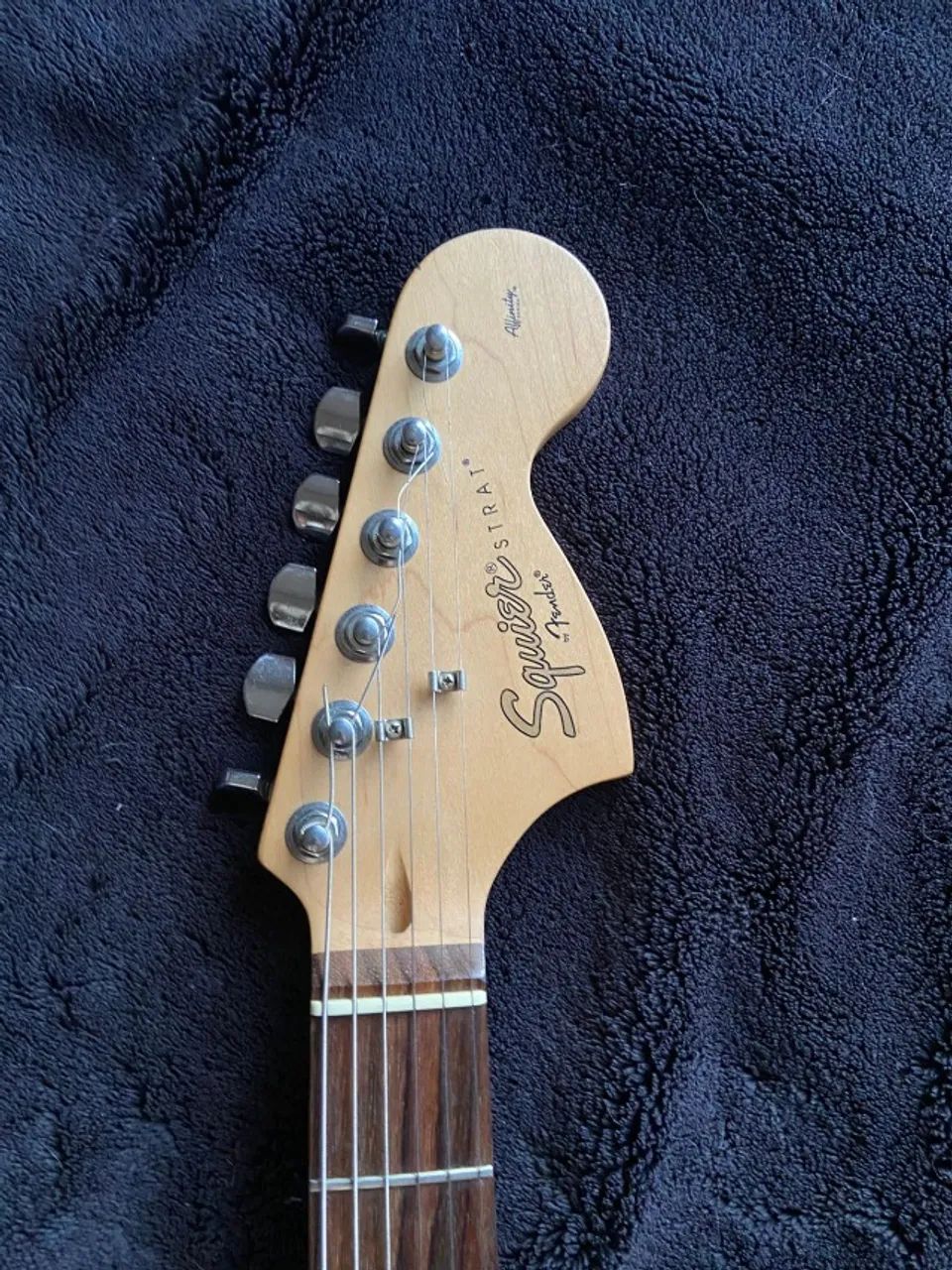 Squier Stratocaster Affinity Surfgreen - Foto 3